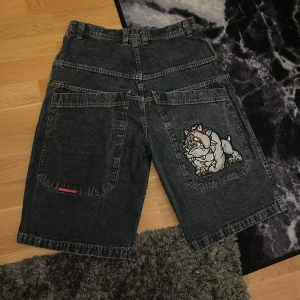 JNCO ish jorts - Säljer för jag behöver cash