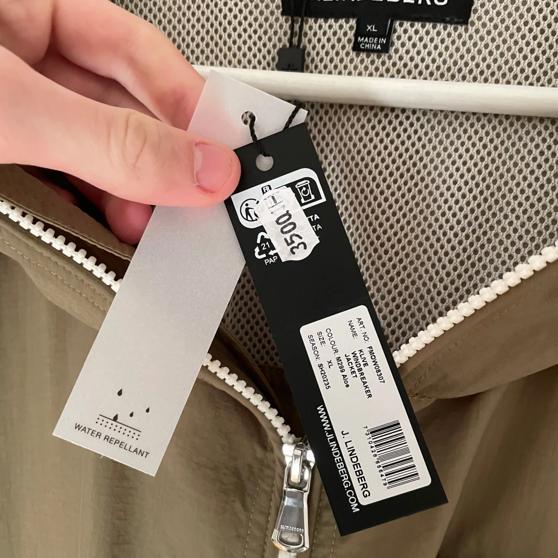 Oliv vindjacka från J.Lindeberg - 91