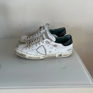 Phillipemodel  - Säljer nu mina Phillipemodel skor som är i fint skick, skriv för fler bilder/frågor🙌🏼