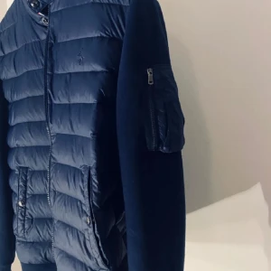 RALPH LAUREN CARDIGAN  - Ralph lauren cardigan i jättebra skick! Stl S-M😊