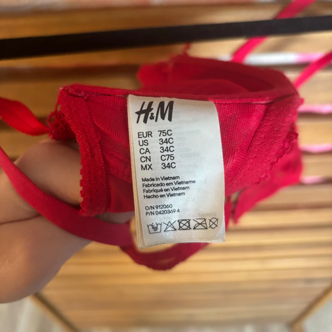 Röd spets-BH från H&M - 90