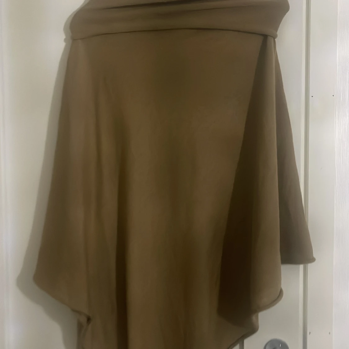 Beige poncho - 90
