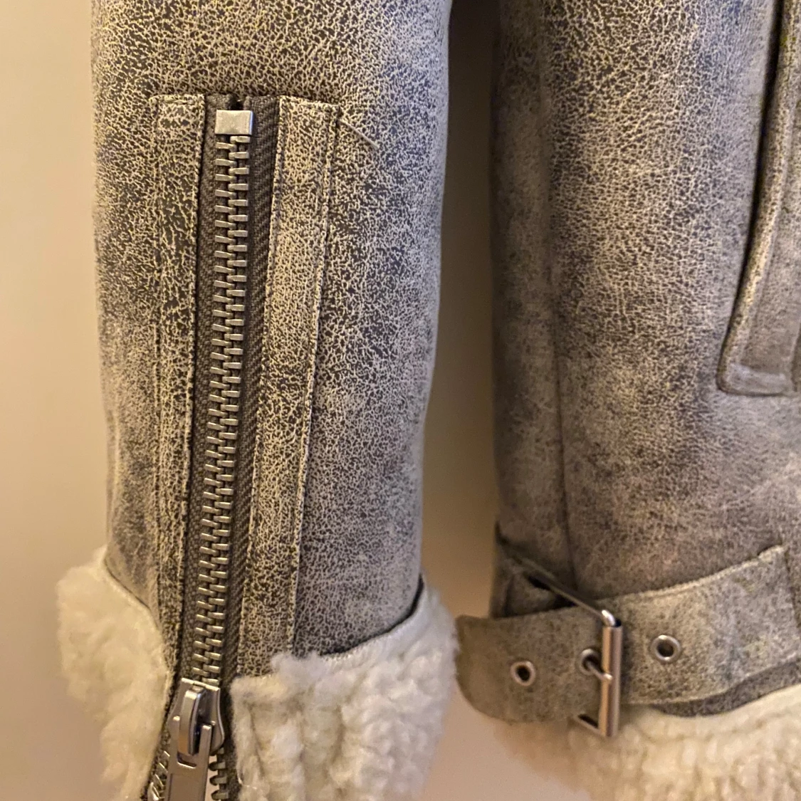 Skönt och stiligt grå jacka - 91