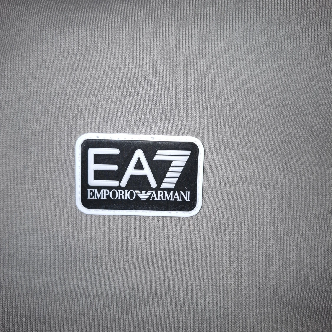 Beige hoodie från Emporio Armani - 2