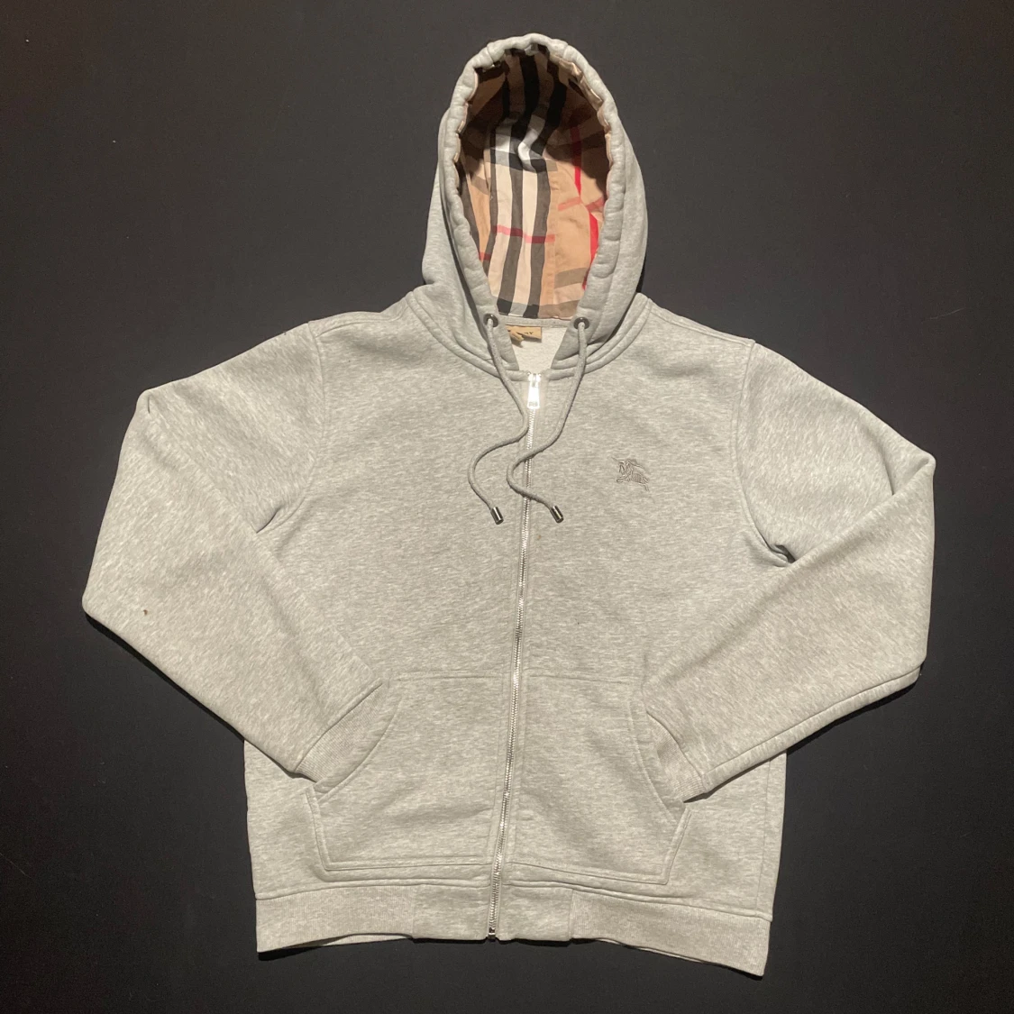 Grå ziphoodie från Burberry - 1
