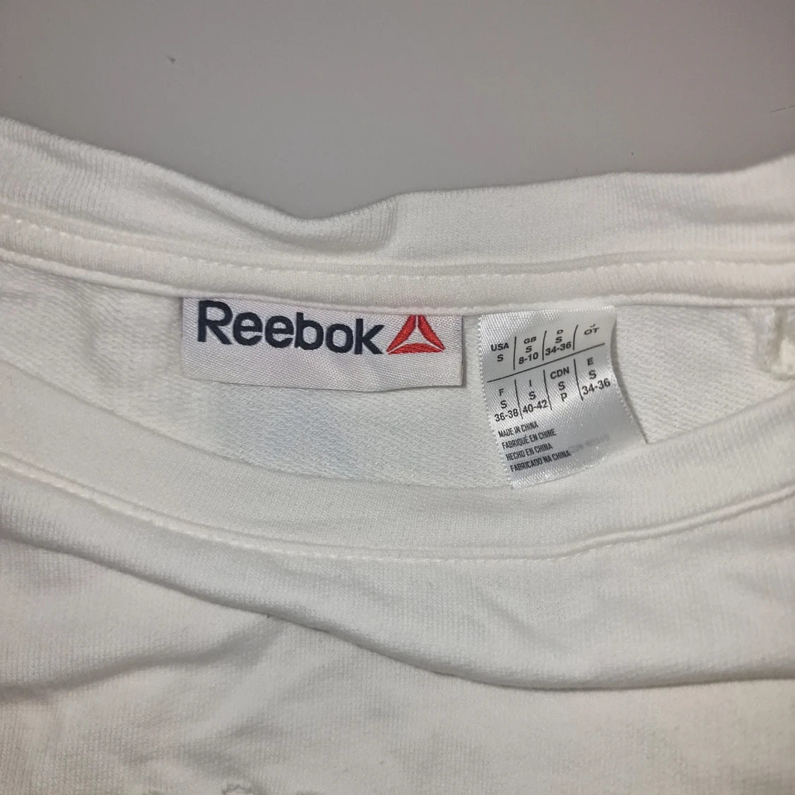 Vit t-shirt från Reebok - 2