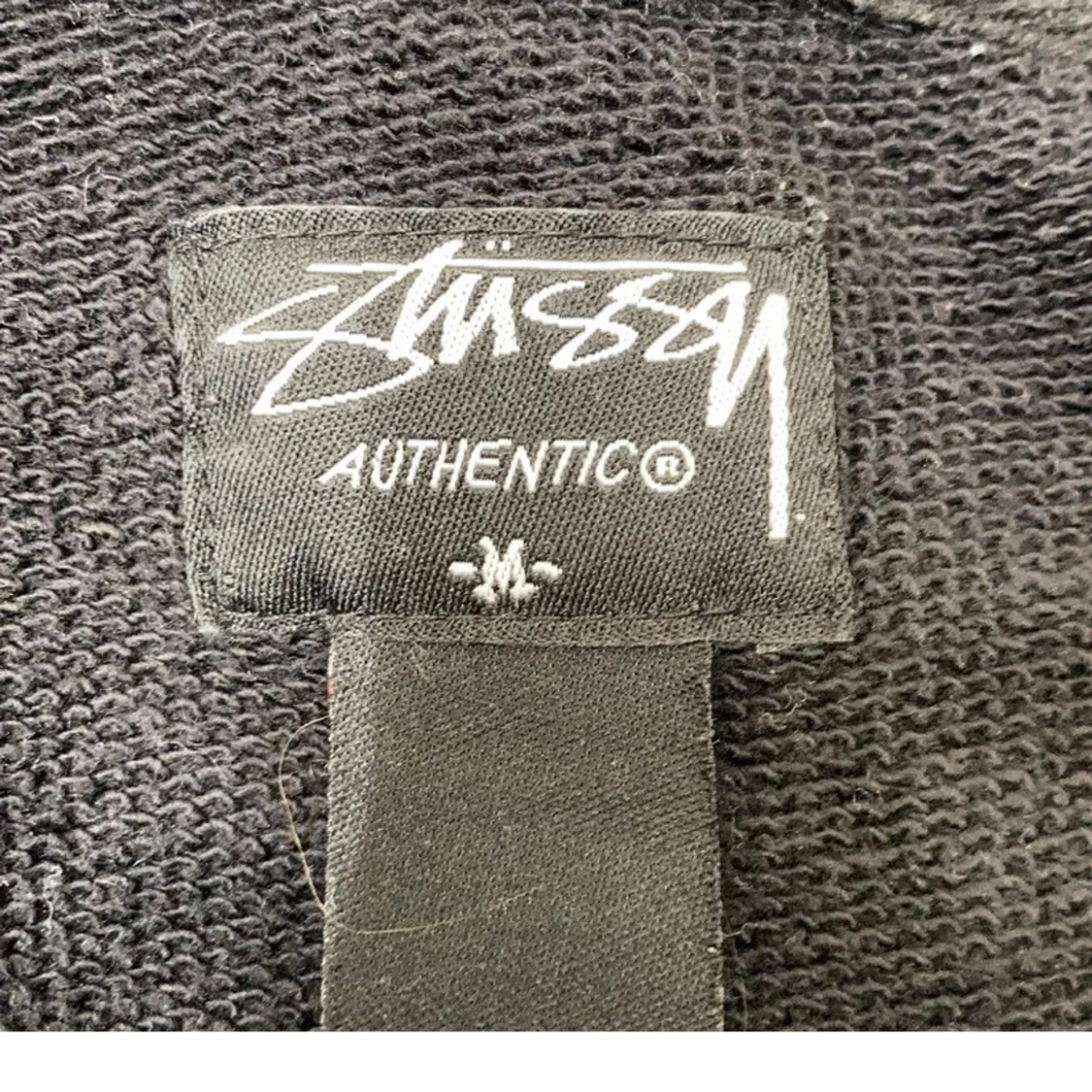 Svart hoodie från Stüssy - 2