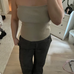 Ljusgrön ribbad tubtopp - Använder aldrig 💚 