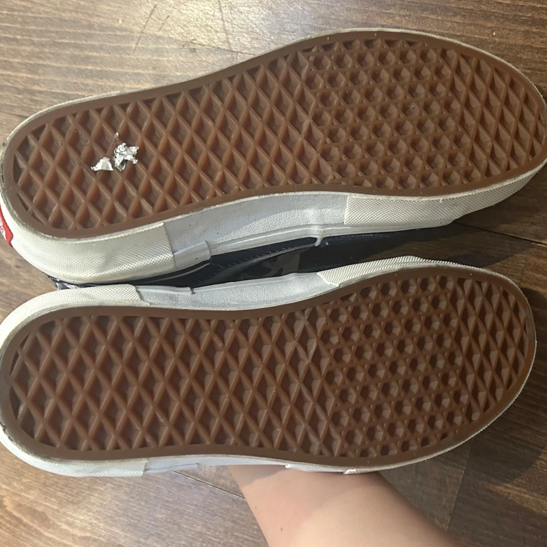 Marinblå vans med vit snörning - 4