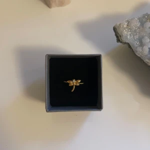 Alva ring  - 55kr/st, justerbara, gjorda i rostfritt stål vilket innebär att de inte färgar av sig eller tappar färg💞 Beställ via Plick eller Bernberg.quickbutik.se🤗