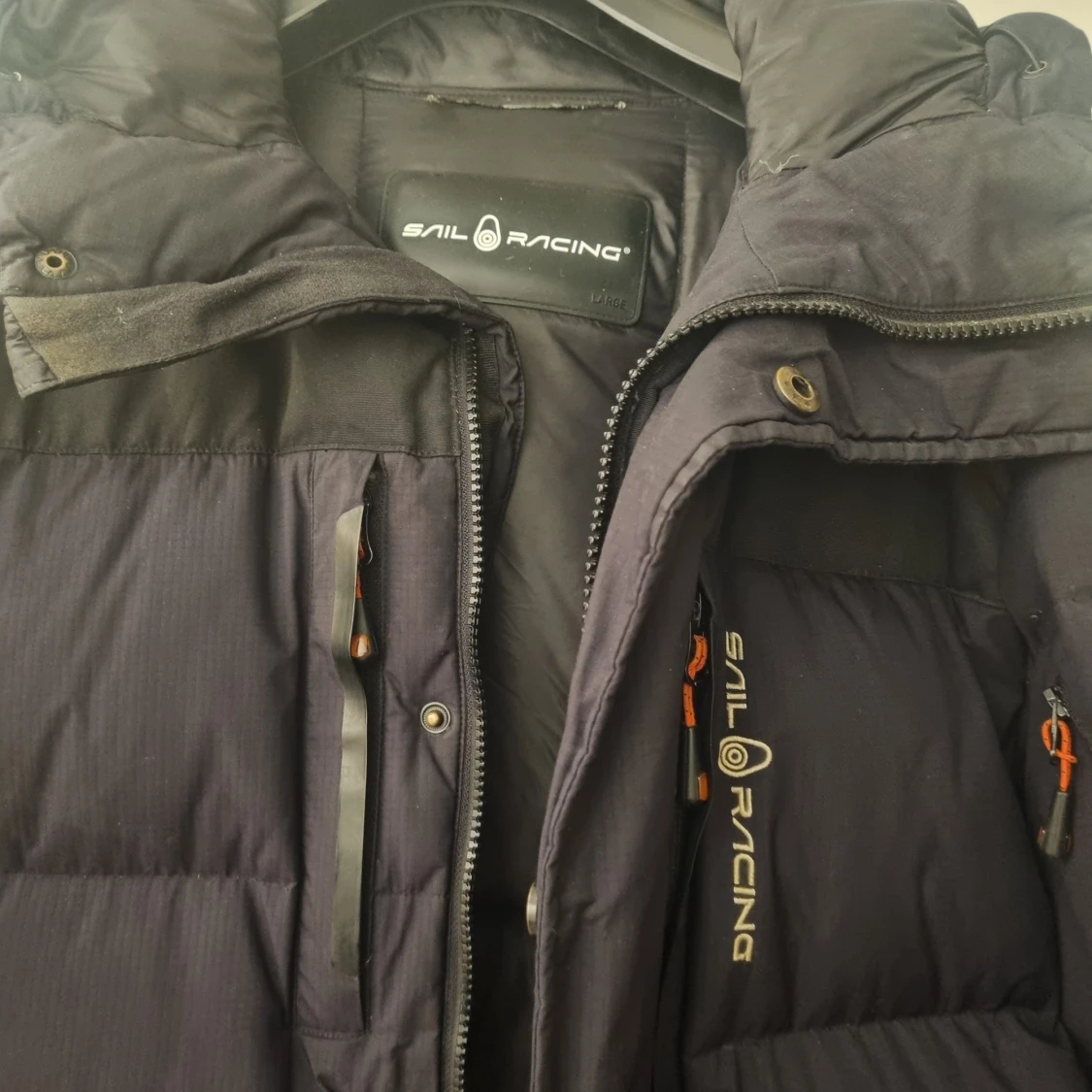 Svart dunjacka från Sail Racing - 1