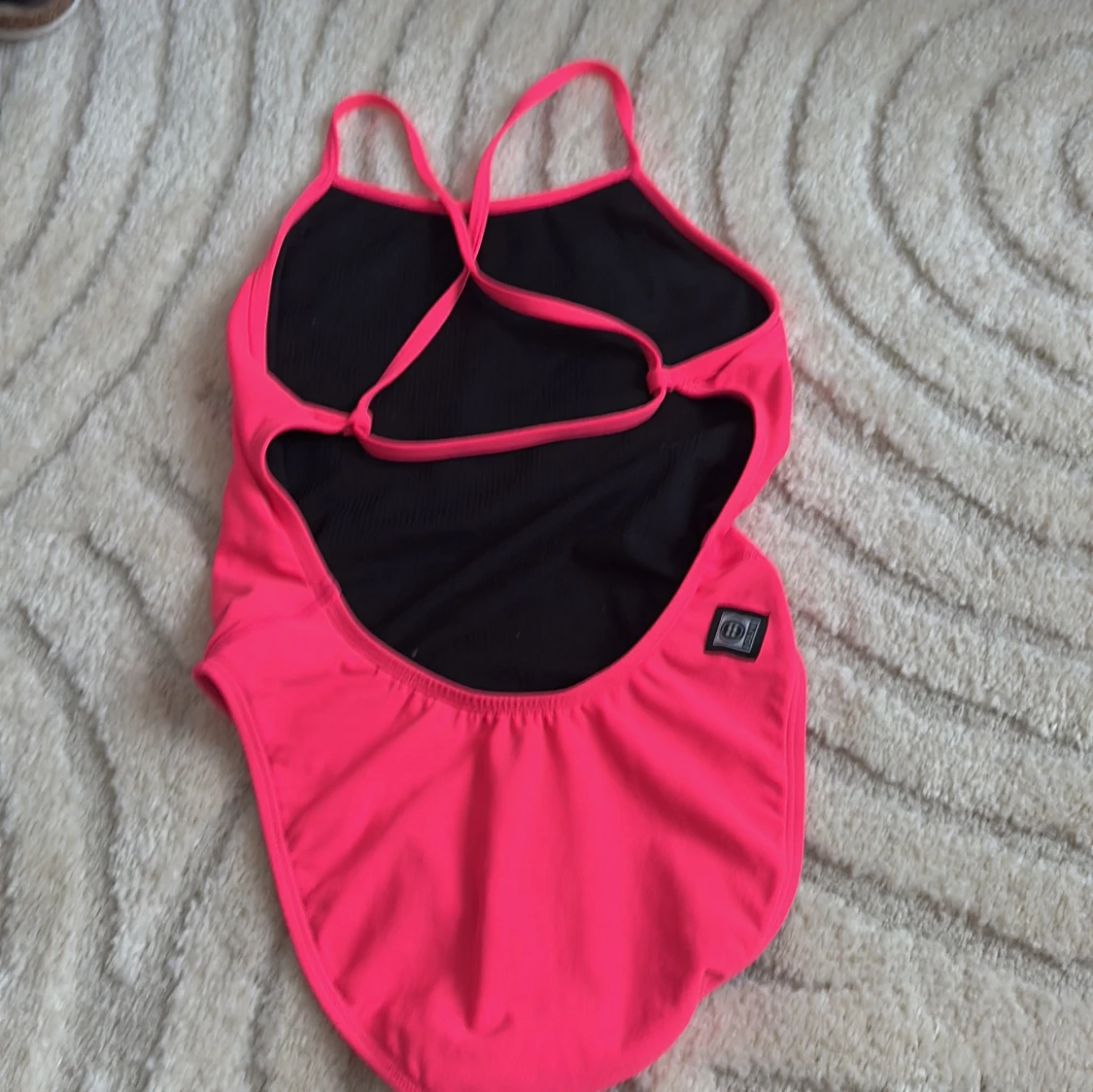 Rosa baddräkt från Jolyn - 1