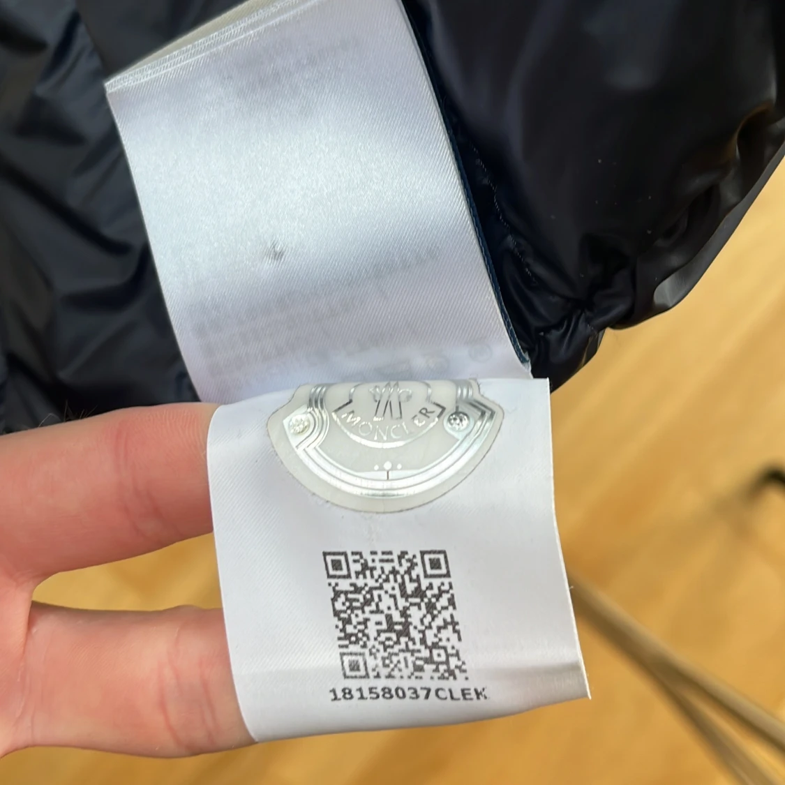 Blå Moncler väst  - 92