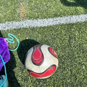 Teamgiest ball - Säljer för 500 kostar 1000 igentligen