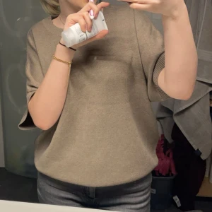 Tröja  - Tröja från zalando som inte används mycket utan fläckar och liknande