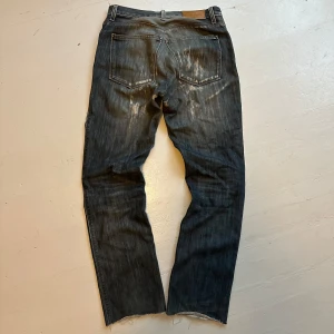 acne jeans - feta slim acne jeans. kom privat för mått