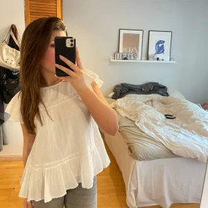 Gina blus - Fin blus från Gina Young🙌🏼 Är i stl 156/164 men passar xs-s