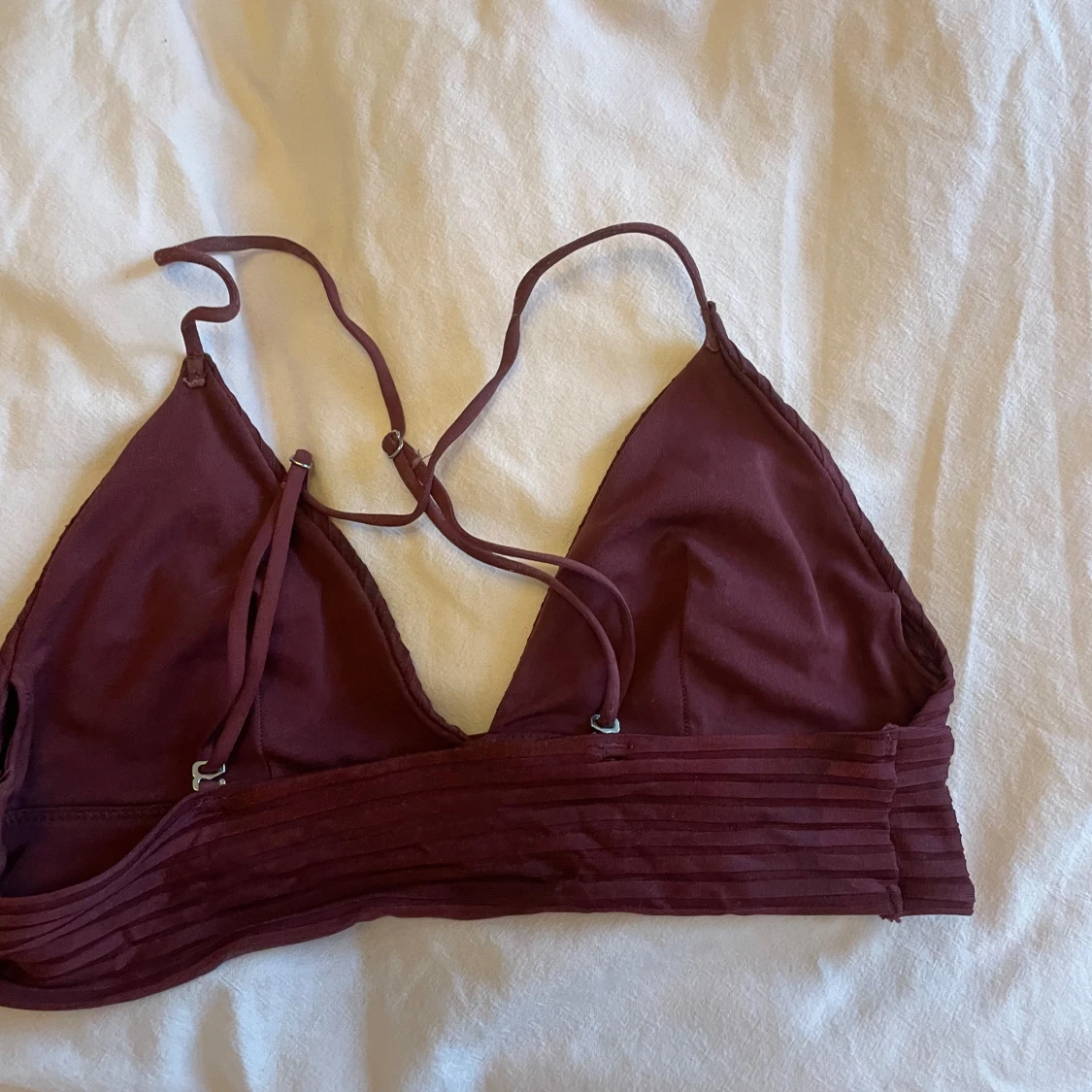 Vinröd bikiniöverdel - 1