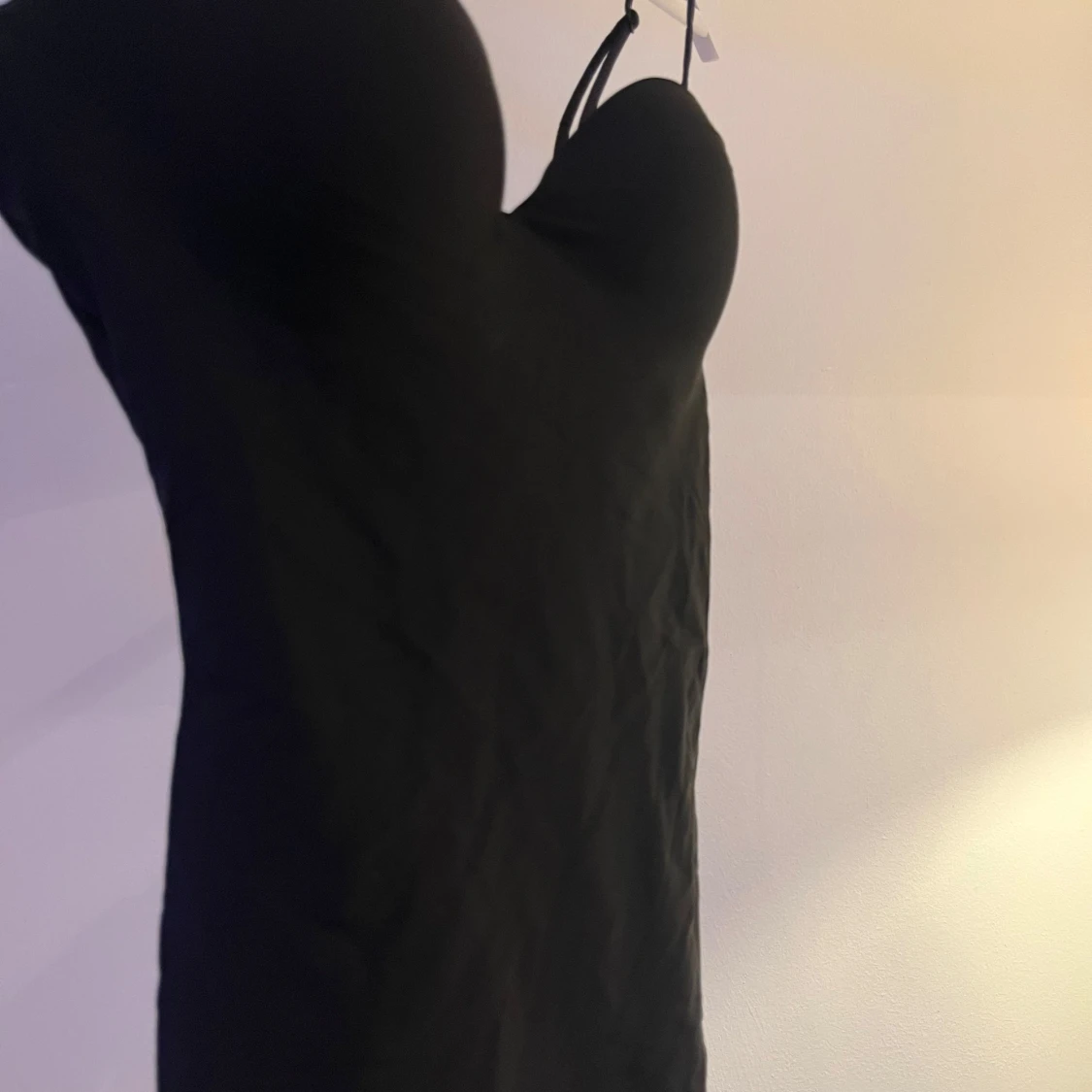 Svart body från H&M - 90