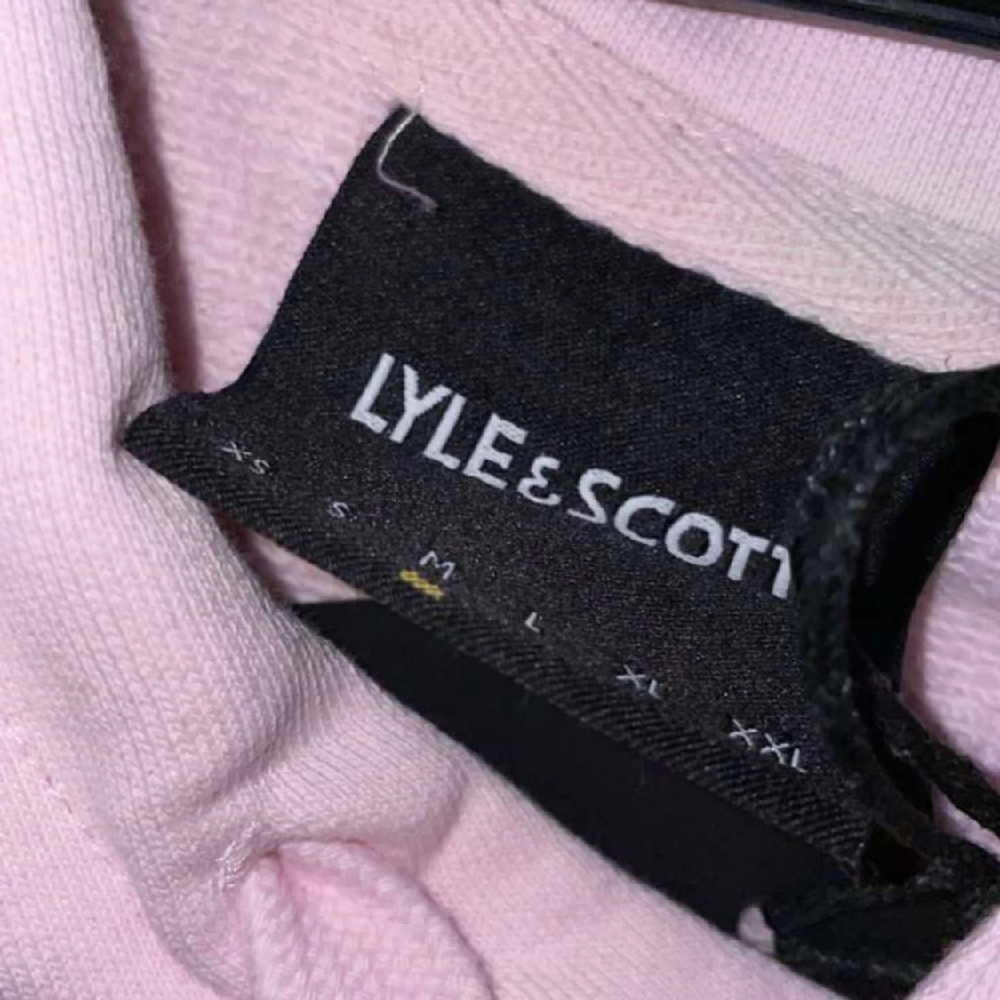 Rosa hoodie från Lyle & Scott - 91