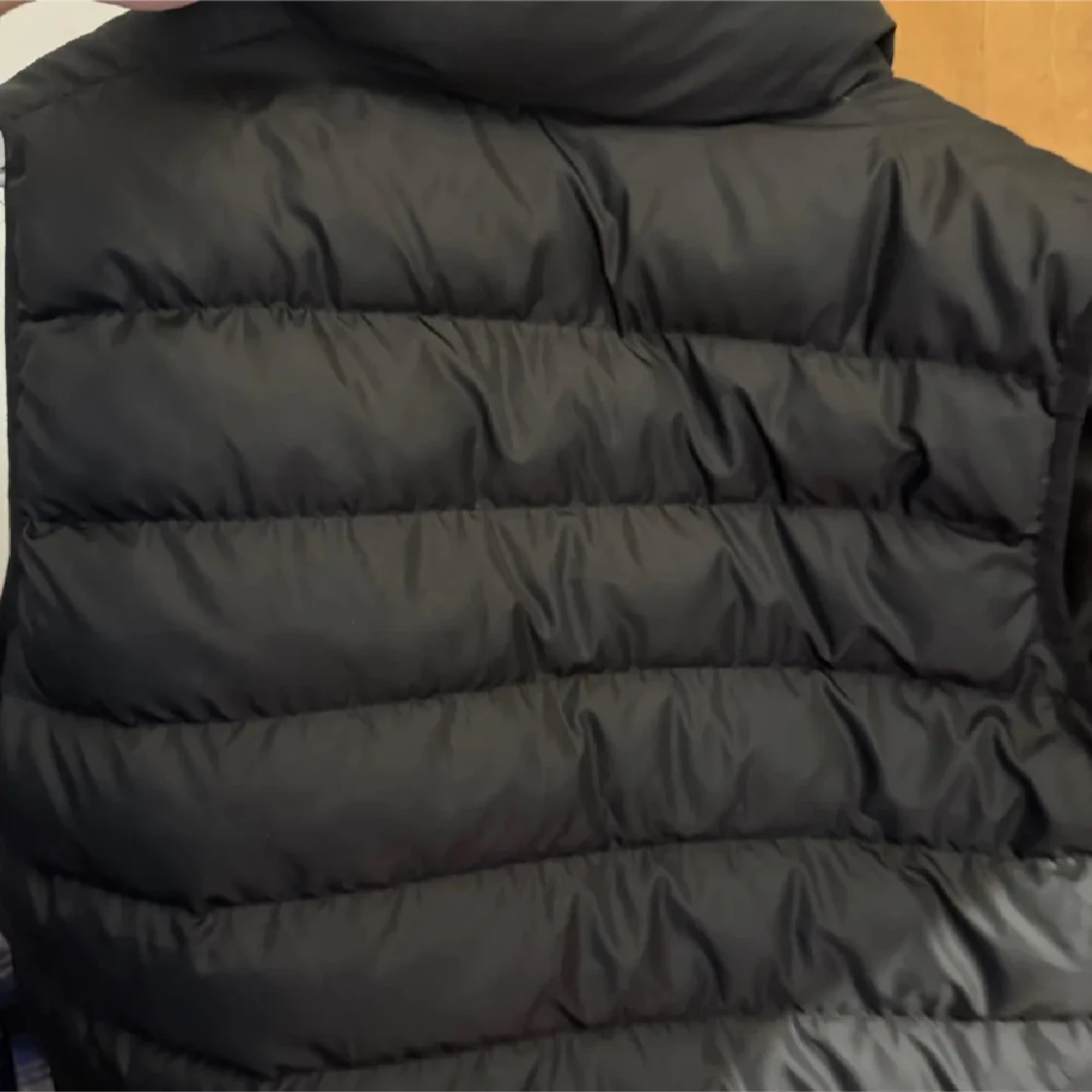 Svart dunväst från Moncler - 91