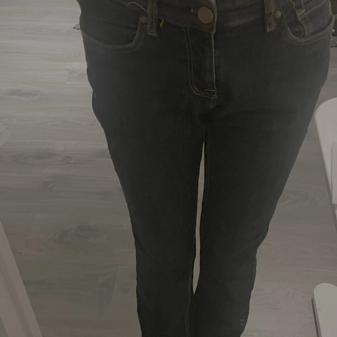 Bootcut mörkblå jeans  - 90