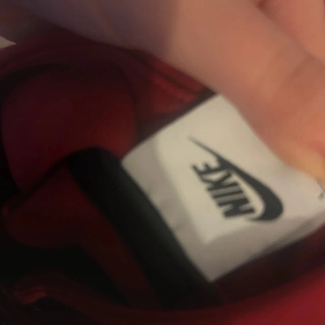 Röd hoodie från Nike - 91