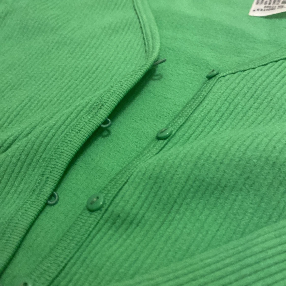 Grön ribbad kofta från Zara - 91