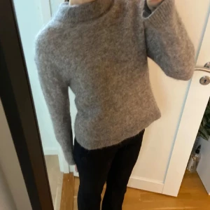 Stickad tröja  - Brun stickad tröja från hm! 💕