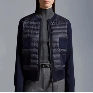 Moncler cardigan  - En superfin moncler cardigan