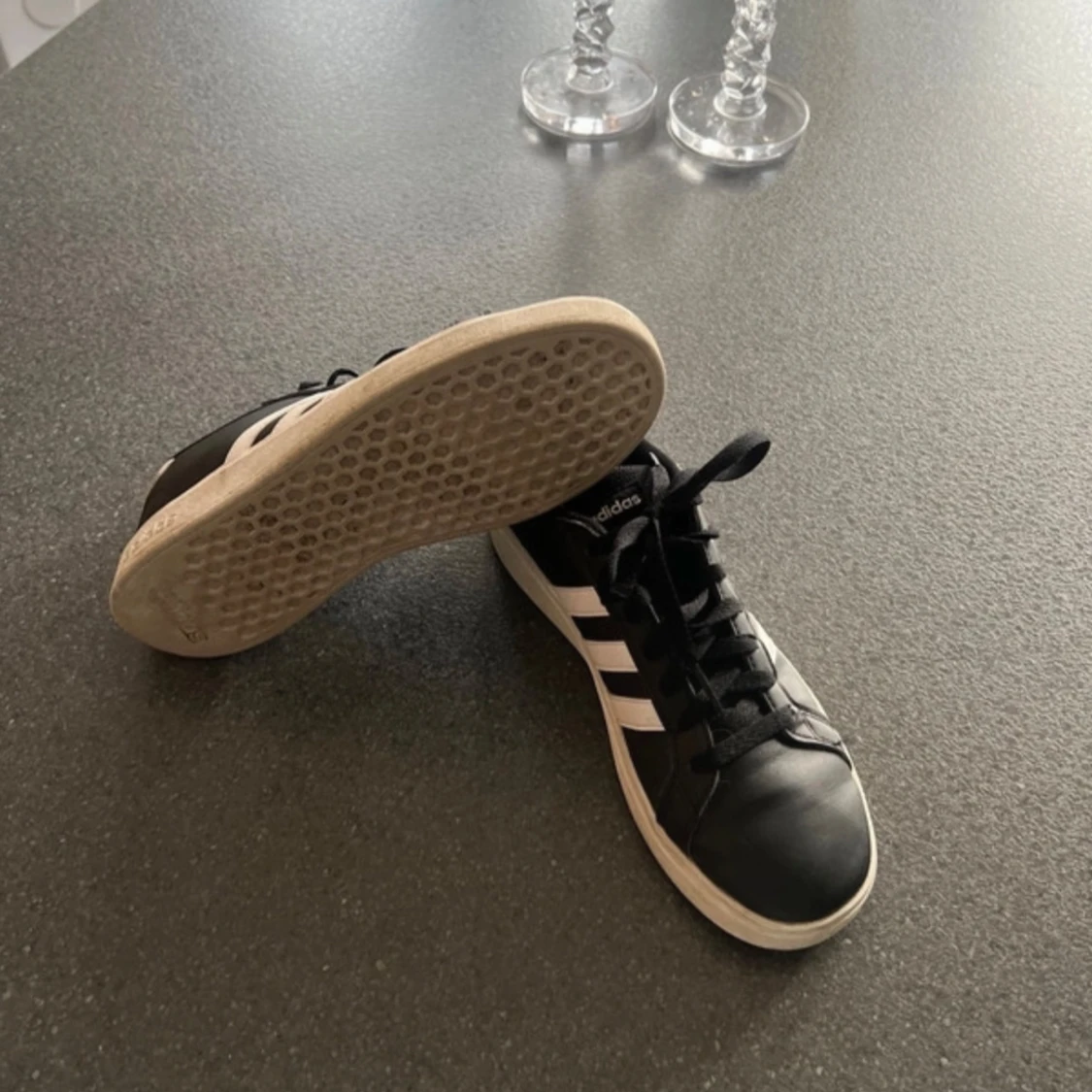 Adidas skor - 91