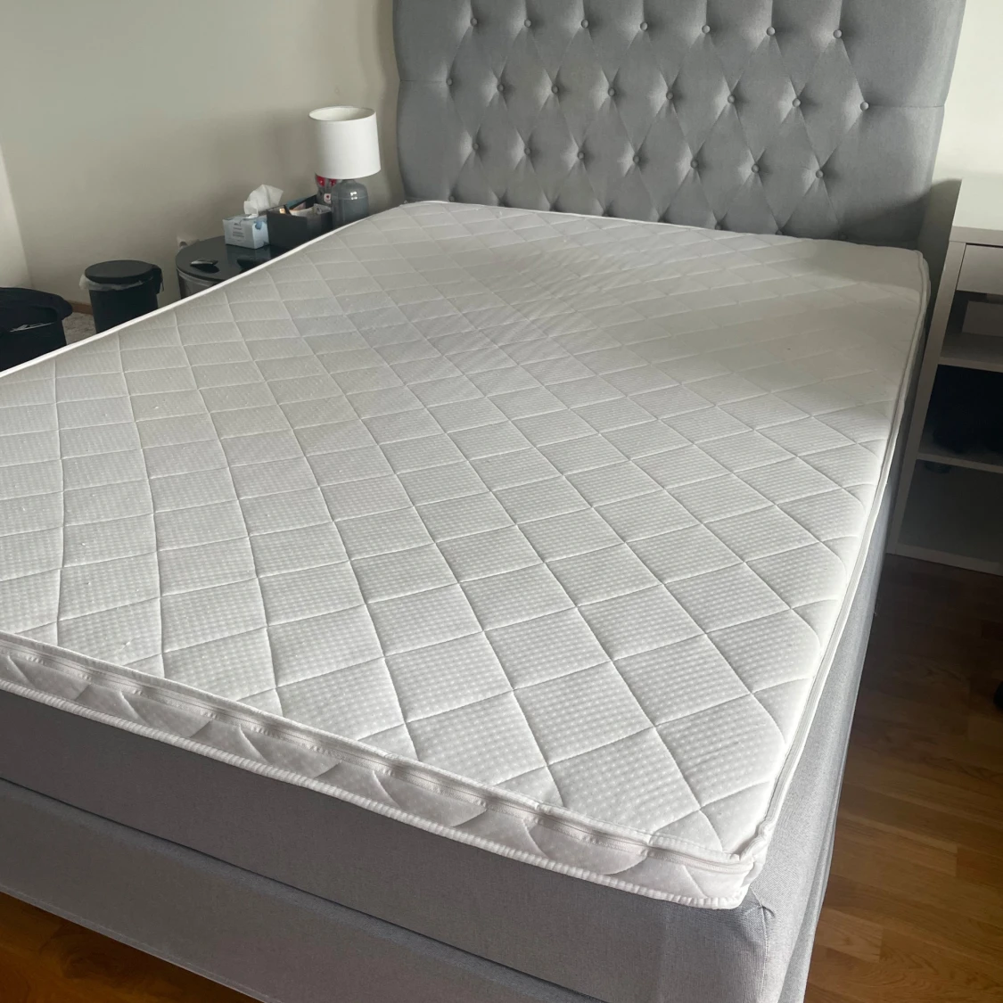 Kontinental säng,140x200, köpt från Chilli 2021 - 90
