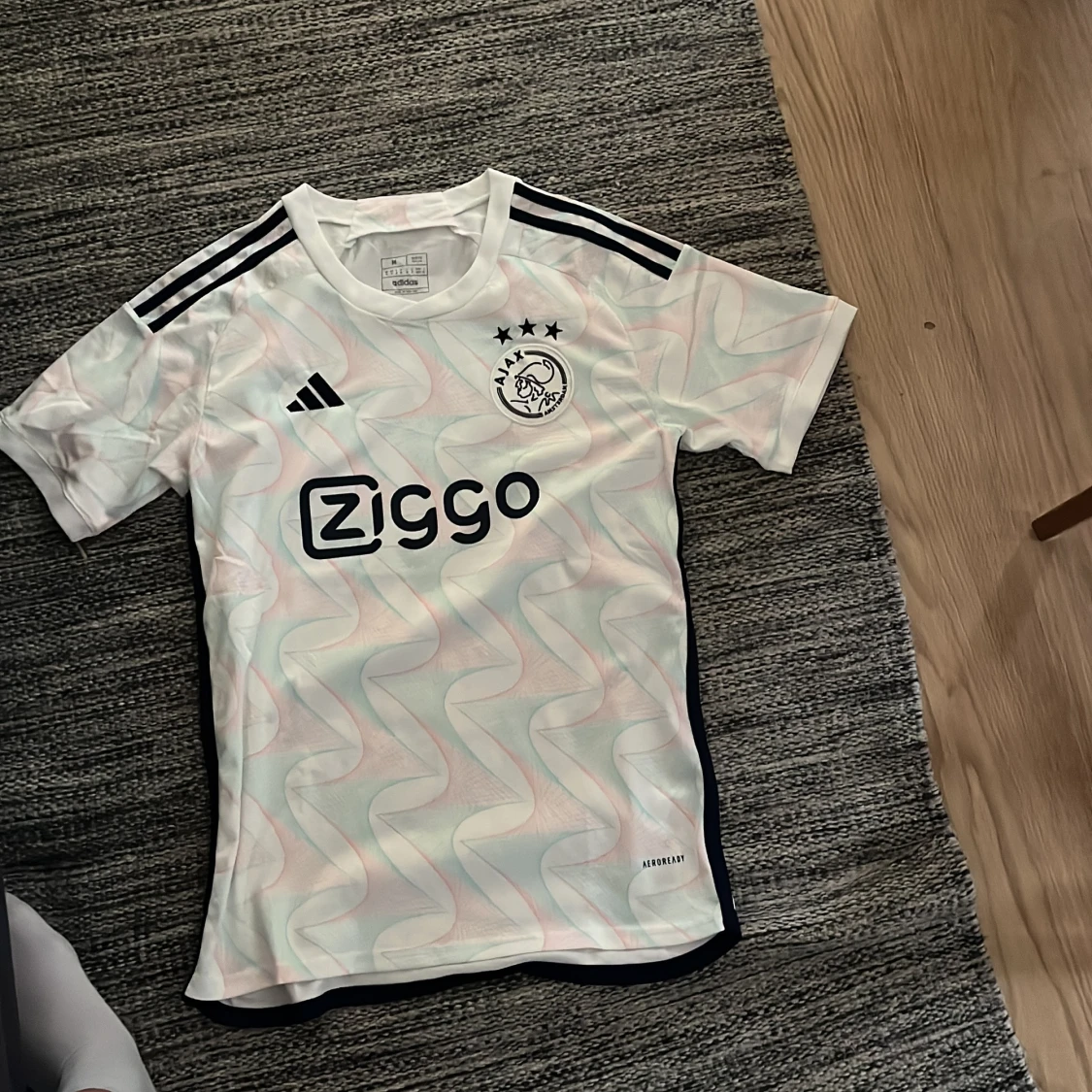 Ajax fotbollströja