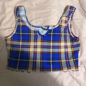 Magtröja  - Magtröja storlek xl men funkar om du använder L stretchig