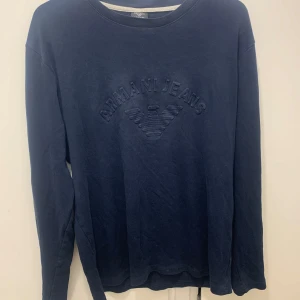 Armani jeans tröja  - Armani jeans tröja inte använt i länge ungefär 3-5ggr använt 