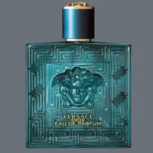 Säljer en 10ml samples av Versace Eros Eau de Parfum. Perfekt för den som vill ha en doft som utstrålar självsäkerhet och stil. Passar både till vardags och fest. Present eller tillägg till din egen samling. Kolla listan med de 28 st mest haypade parfymer och välj din favori. Jag köper in större mängd refil på parfymerna från Holland och från privat personer och  därför jag kan sälja till grymma priser 👌🏼