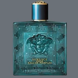 Versace Eros Eau de Parfum - Säljer en 10ml samples av Versace Eros Eau de Parfum. Perfekt för den som vill ha en doft som utstrålar självsäkerhet och stil. Passar både till vardags och fest. Present eller tillägg till din egen samling. Kolla listan med de 28 st mest haypade parfymer och välj din favori. Jag köper in större mängd refil på parfymerna från Holland och från privat personer och  därför jag kan sälja till grymma priser 👌🏼