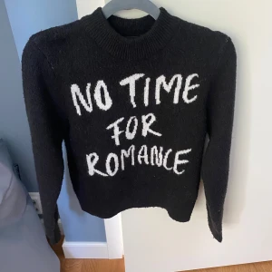 Stickad tröja - Jättefin stickad tröja från monki 🤗