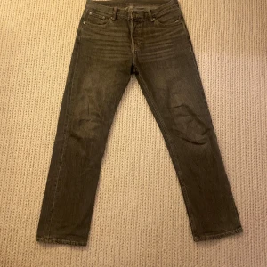 Svarta weekday Jeans  - Svarta jeans från weekday i gott skick. Storlek 29/32