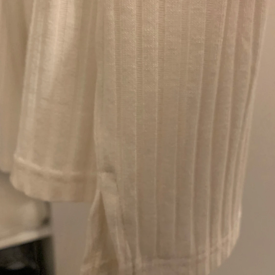 Vit ribbad tröja från Lager 157