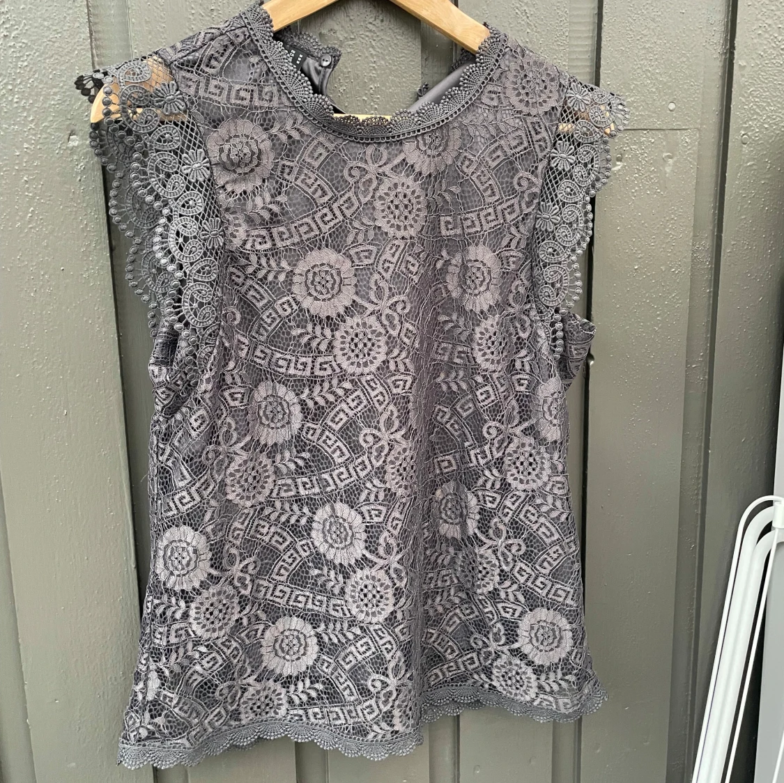 Spets topp utan ärmar🤍 - 93