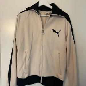Puma hoodie  - Vintage beige puma fleece 