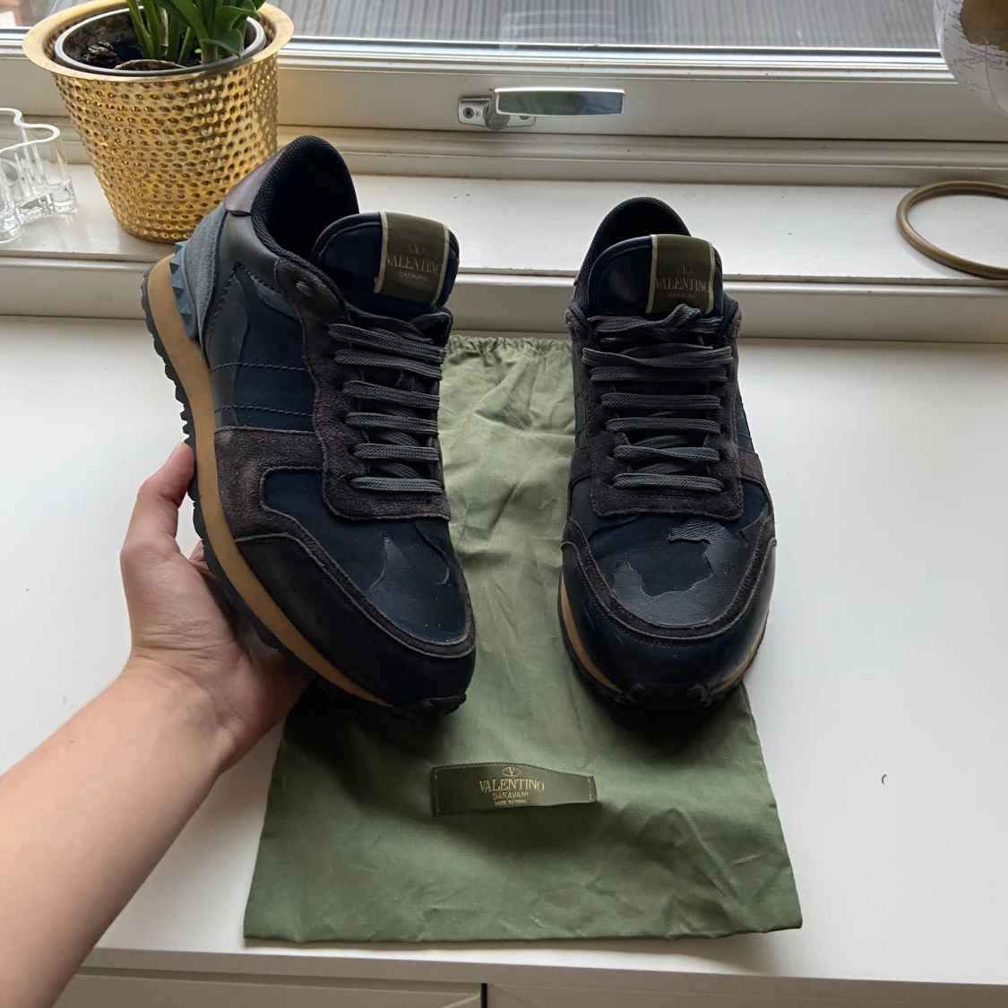 Valentino rockrunner