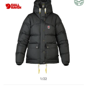 Söker i storlek xs - Jag söker en Fjällräven jacka i färg svart och storlek xs (EXPEDITION DOWN LITE JACKET W Dam - Vinterjacka)
