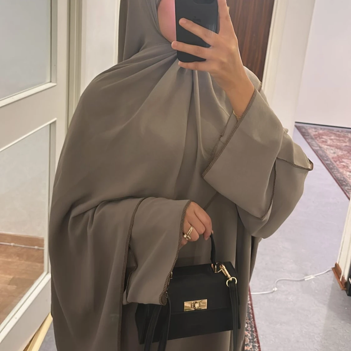 Open abaya 
