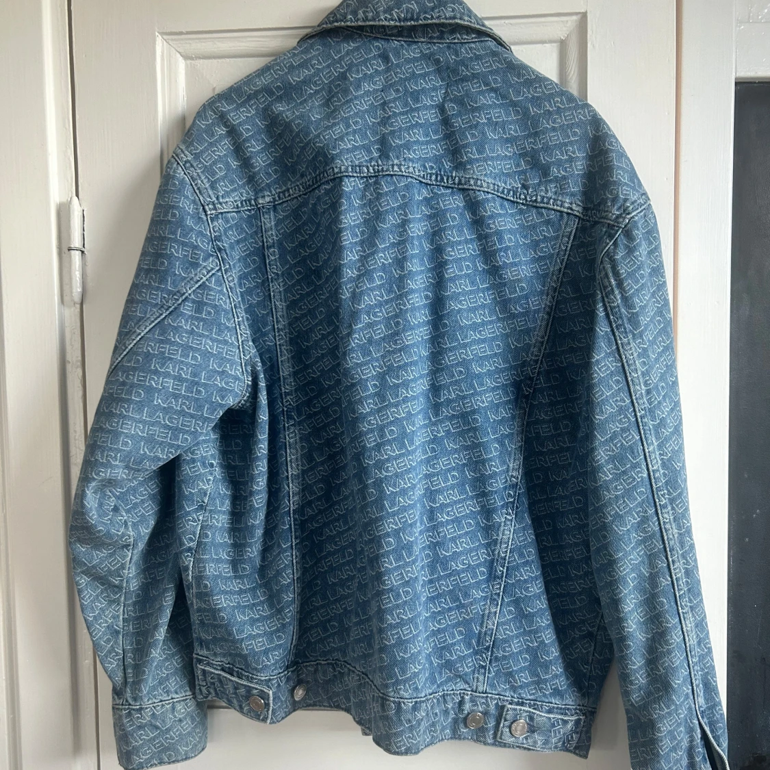 Karl Lagerfeld Jacka - 90