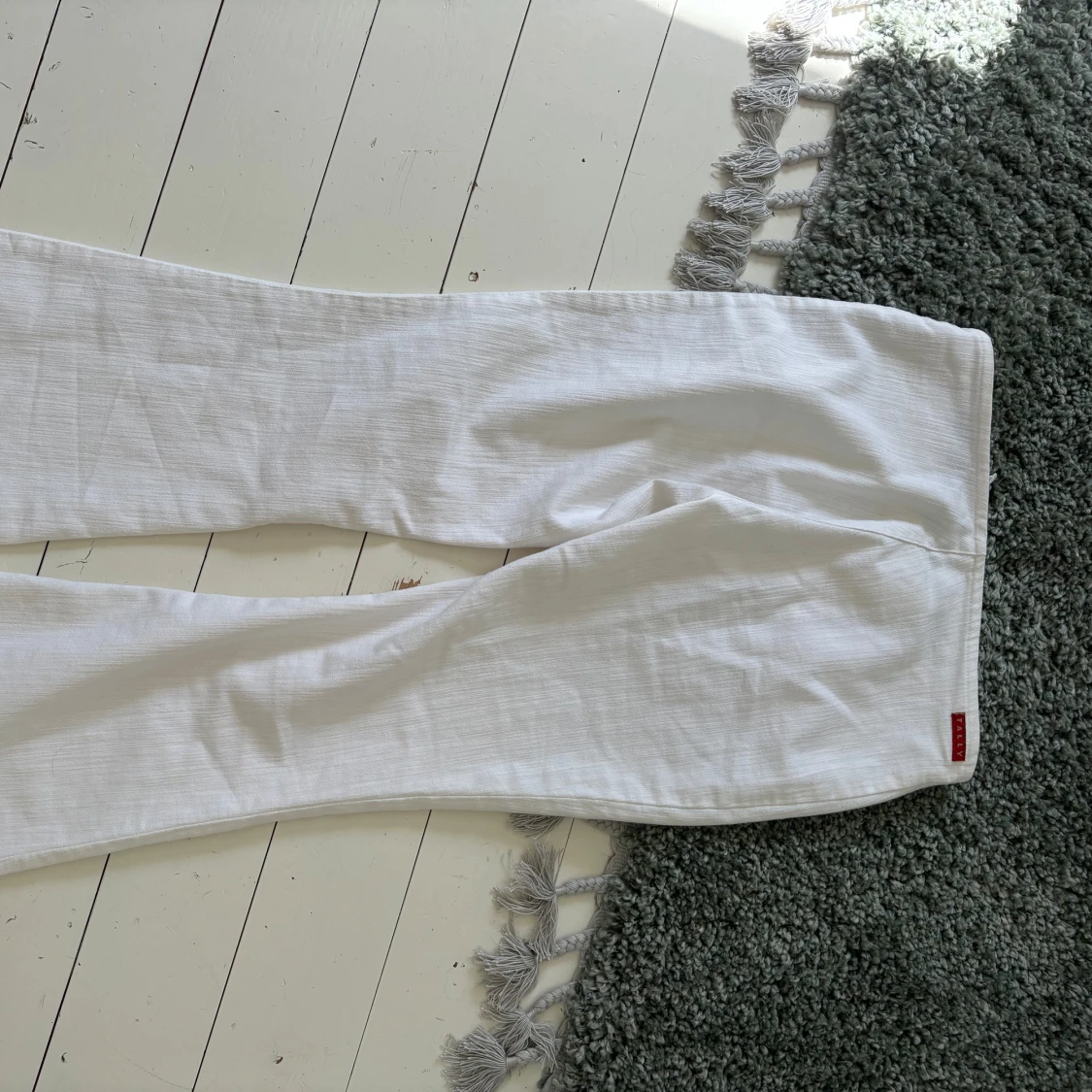 Lågmidjade byxor!! - 92