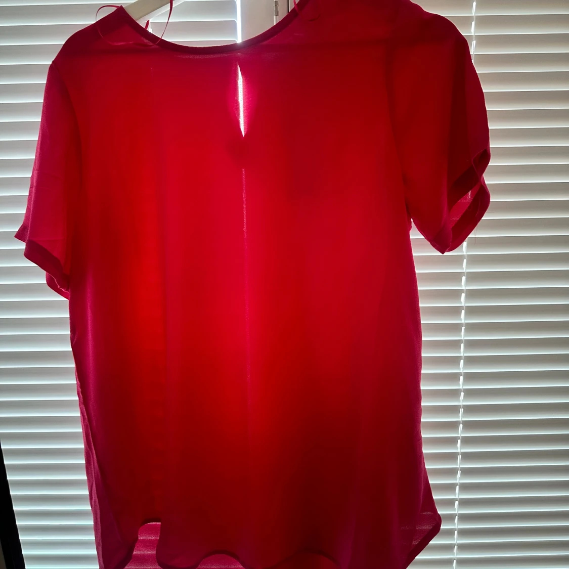 Somrig tshirt/blus - 90