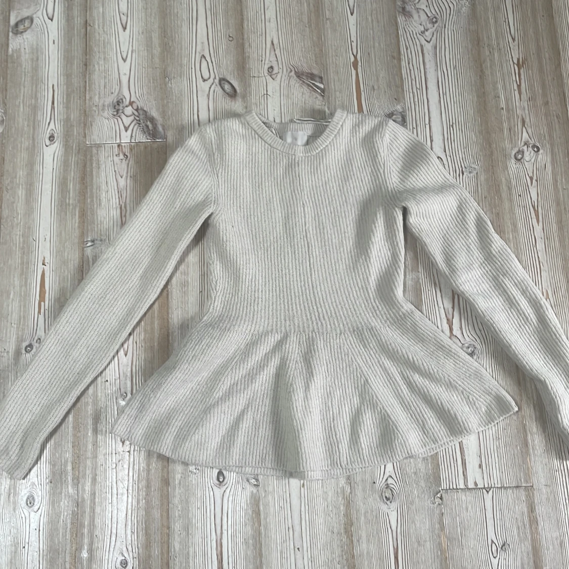 Vit ribbad tröja från H&M