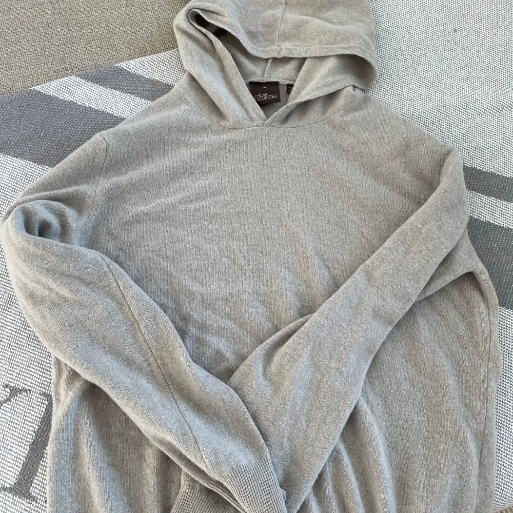 Storlek M, skön hoodie till hösten🔥. Hoodies.